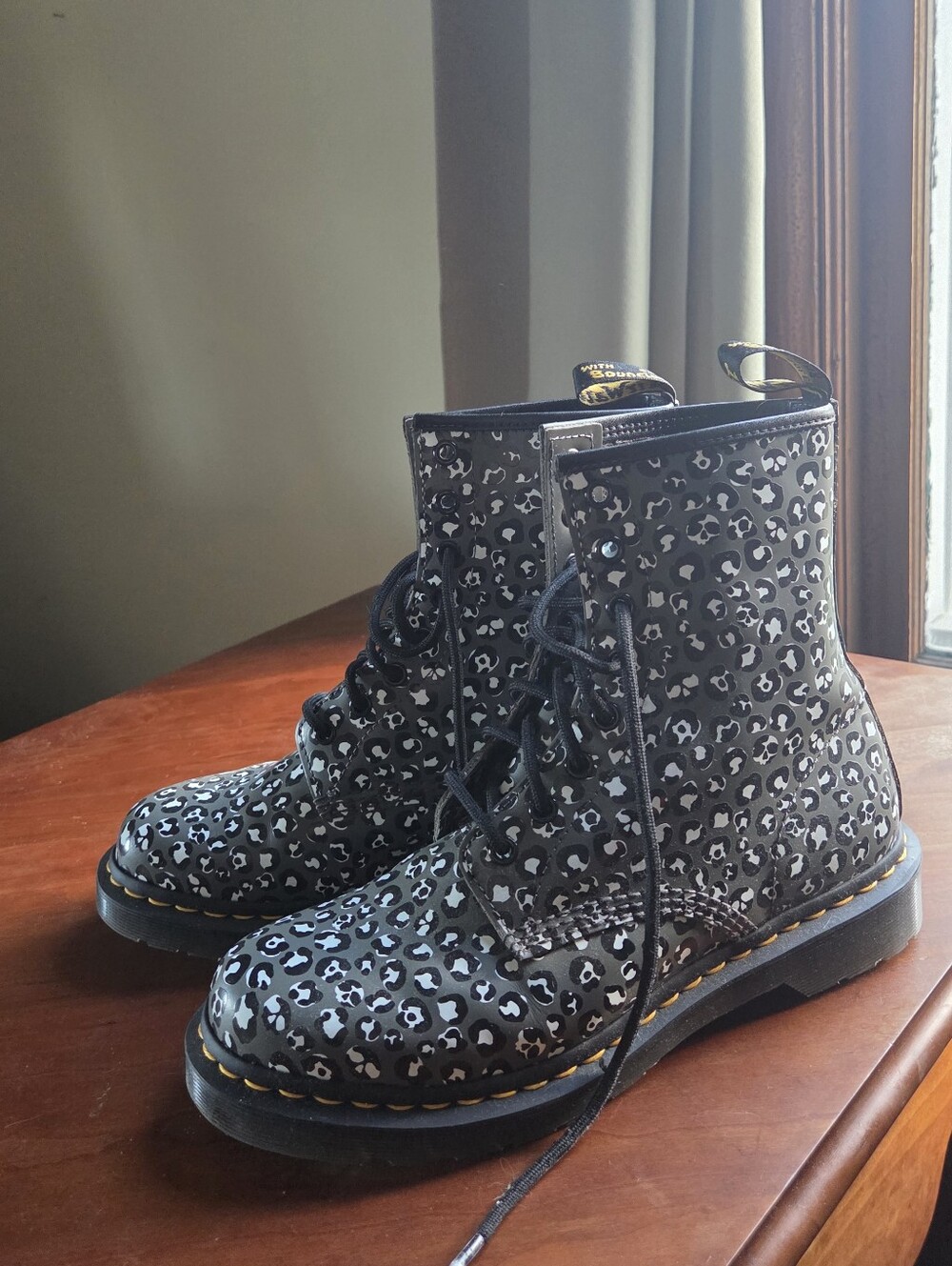 Dr. Martens 1460 Gunmetal Loud Leopard (Size US 9)